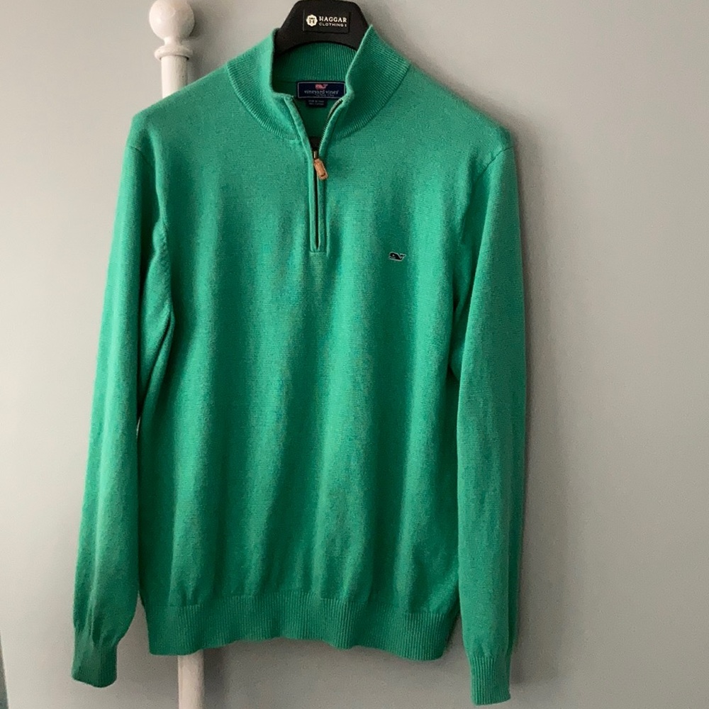Vineyard vines sweater